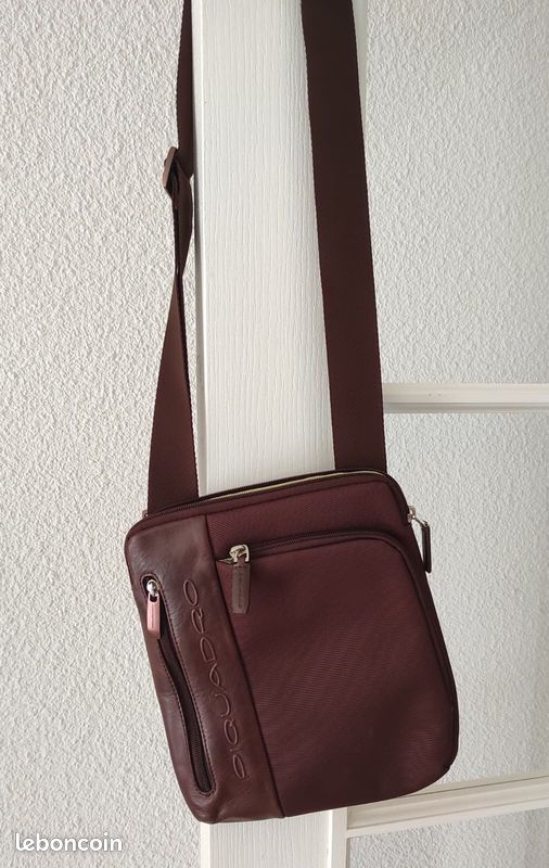 Sac bandoulière Piquadro pour homme - Jamais utilisé (image 1)