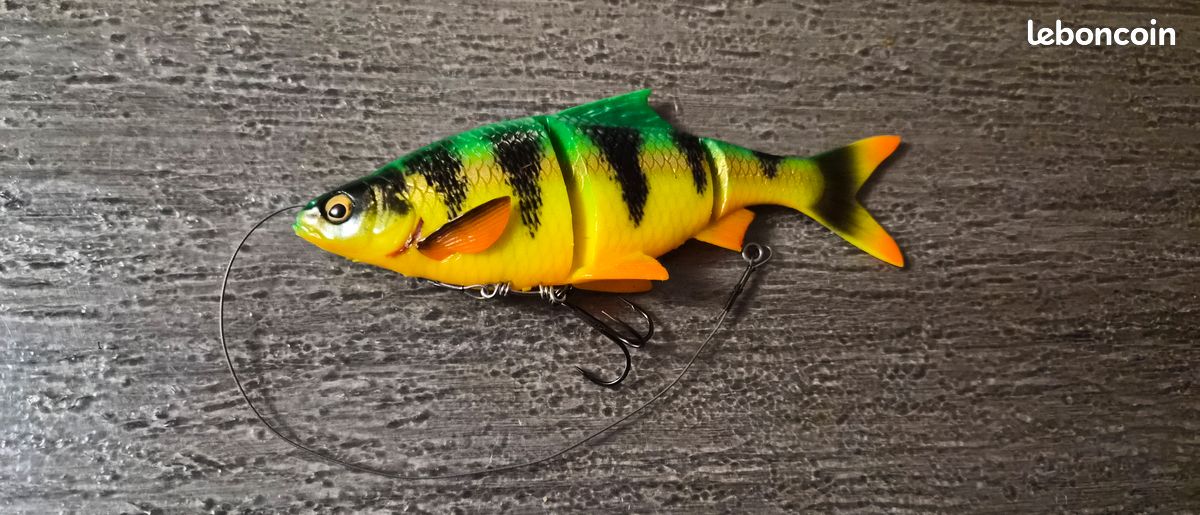 3 leurres pour pêcher de gros poissons en surface en Méditerranée