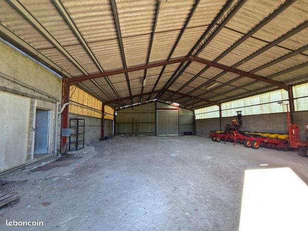 Maison 2 pièces 300 m²