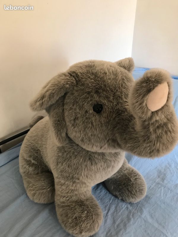 Grande peluche éléphant (image 2)