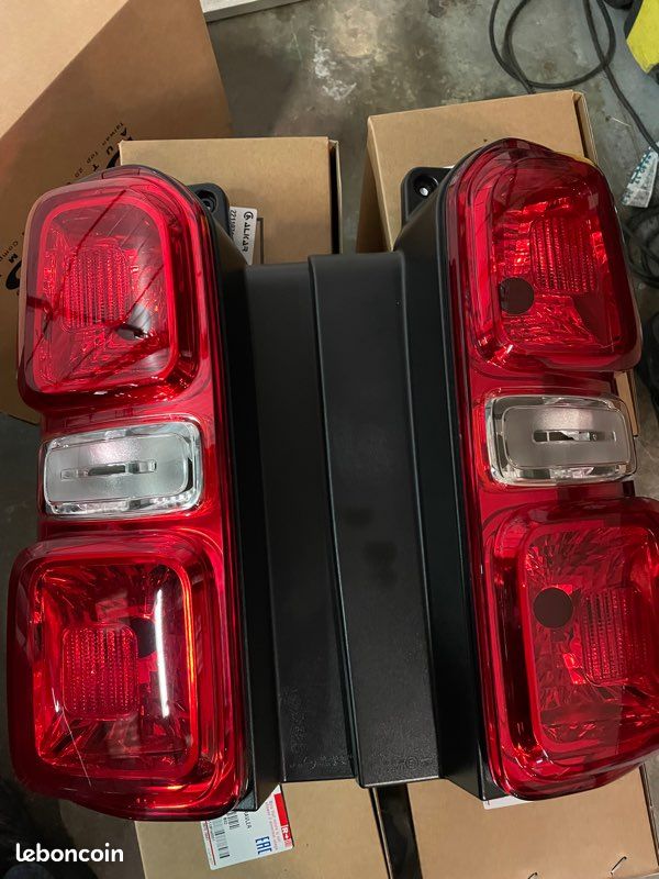 Feu Arrière Gauche Pour Peugeot Expert 2016 + Combi Traveller Opel - Foto 5