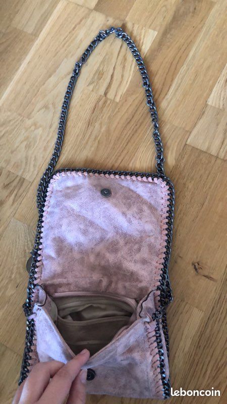 Petit sac bandoulière rose (image 1)