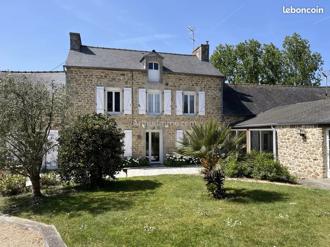 Maison 11 pièces 213 m² · à Aucaleuc · 213 m² · 451 500 €