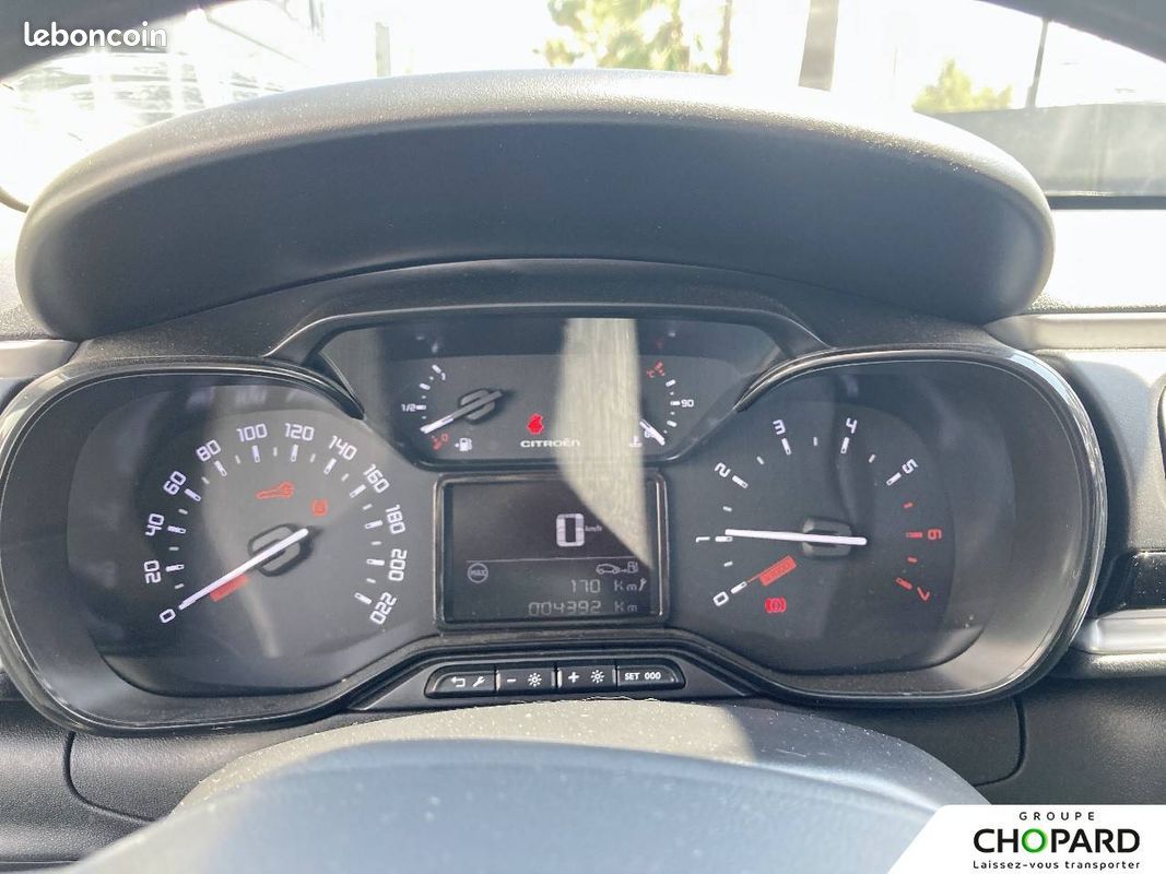 CITROEN C3 PureTech 83 S&S BVM5 YOU (image 21)
