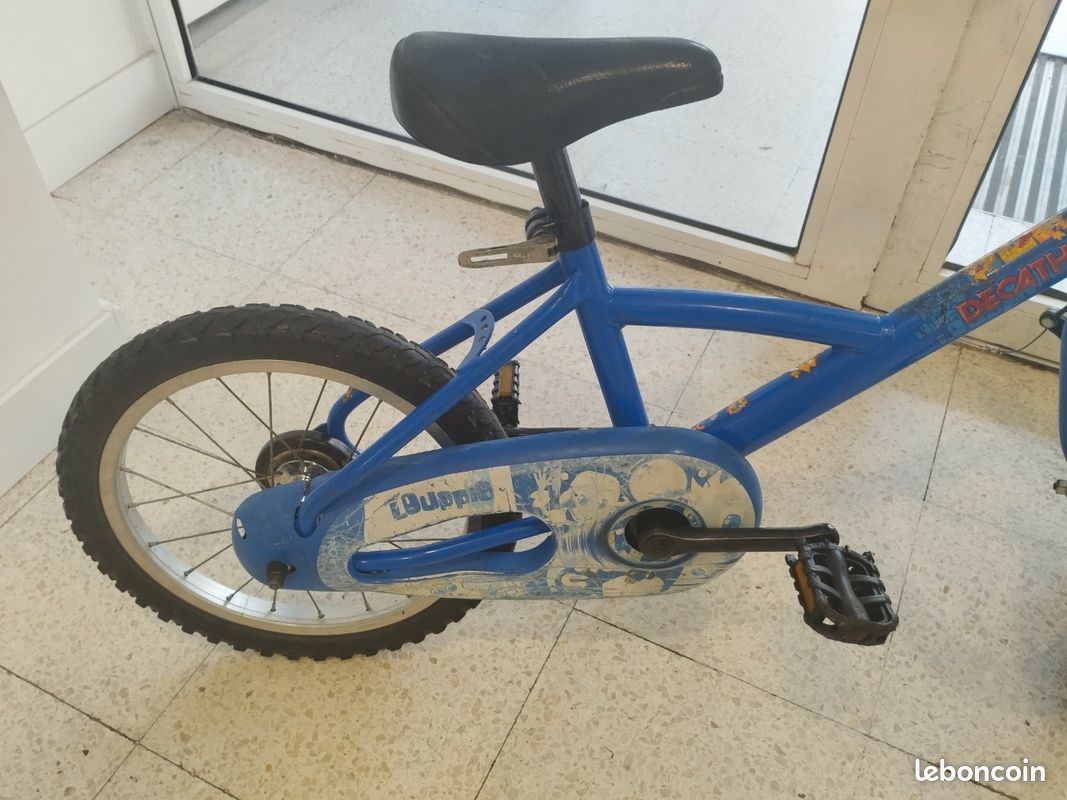 Vélo bleu 16pouces (image 1)