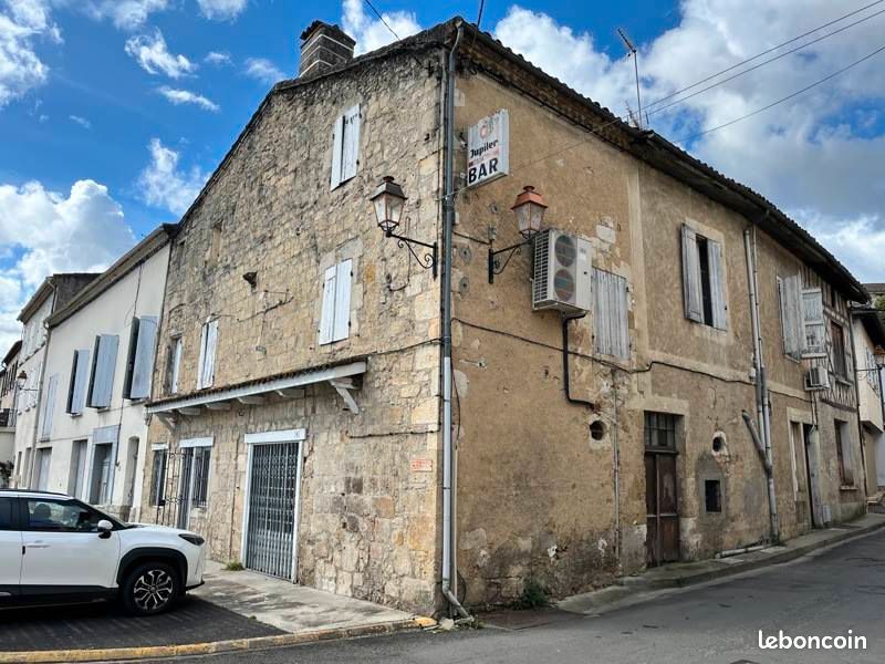 Maison 4 pièces 210 m² · à Condom · 210 m² · 60 000 €