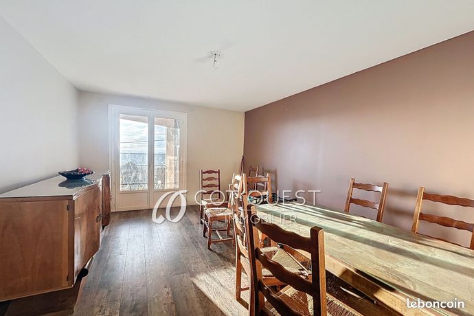 Maison 7 pièces 265 m² — 15