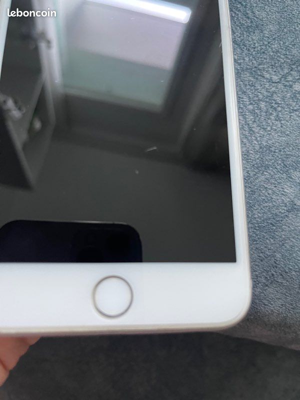 Iphone 8+ 64 giga argenté (image 3)