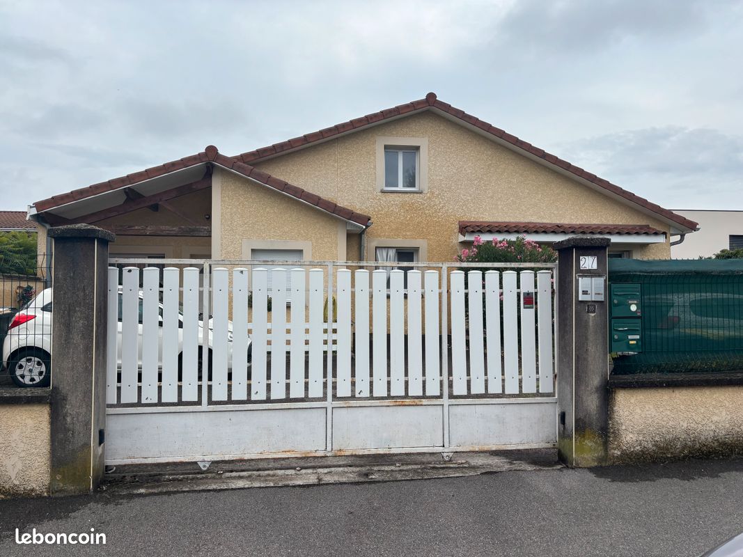 Maison a louer meyzieu - 4 pièce(s) - 85 m2 - Surfyn