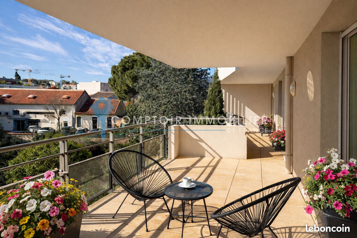 Appartement 5 pièces 152 m² · à Nîmes · 152 m² · 430 000 €
