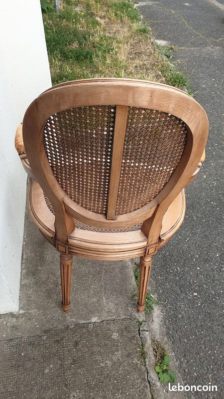 Fauteuil canné vintage (image 1)