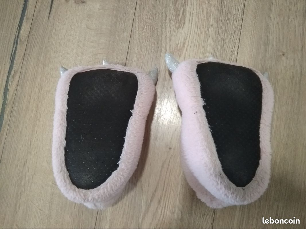 Chaussons fourrés fille taille 30-31 (image 3)
