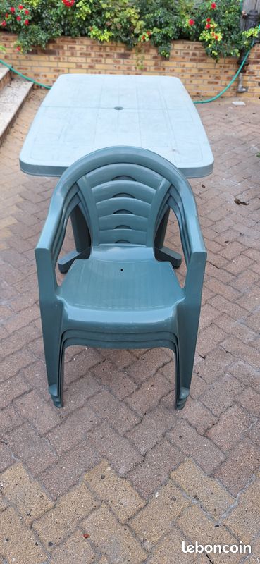 Table de jardin avec rallonge et 6 chaises (image 2)