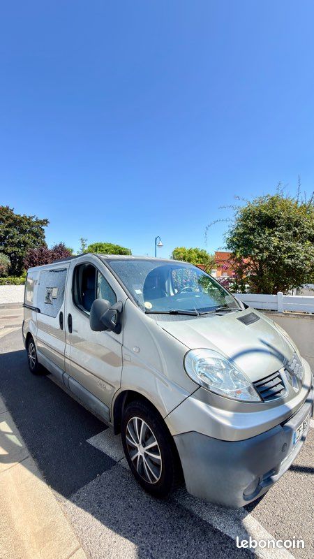 Renault Trafic 2 115 ch 2.0L dCi aménagé van (image 1)