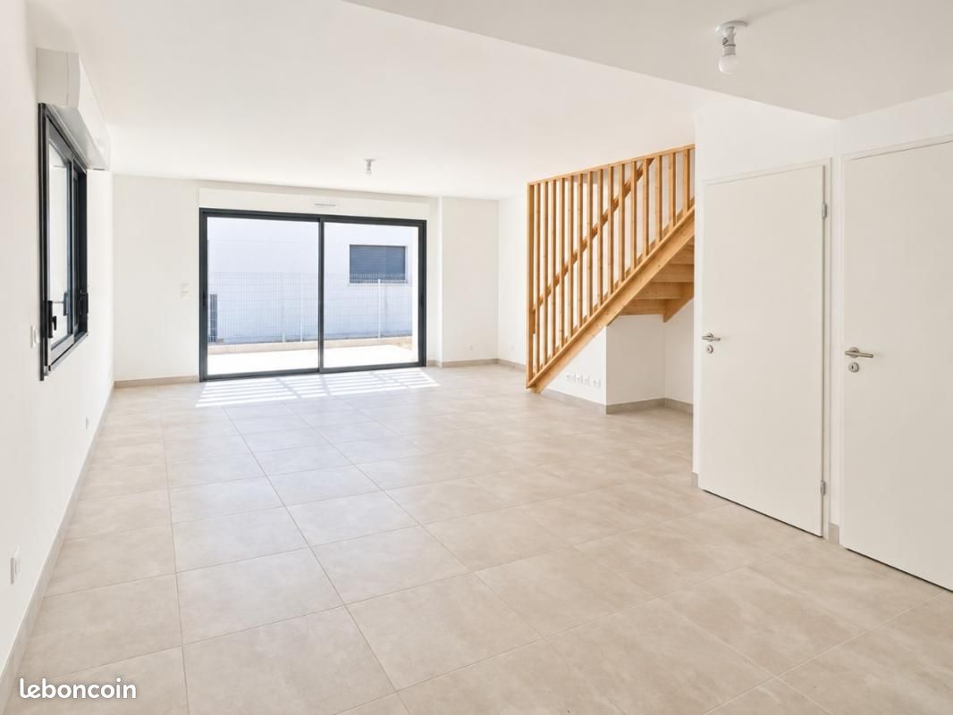 Appartement 4 pièces 91 m² · à Nîmes · 91 m² · 995 €/mois