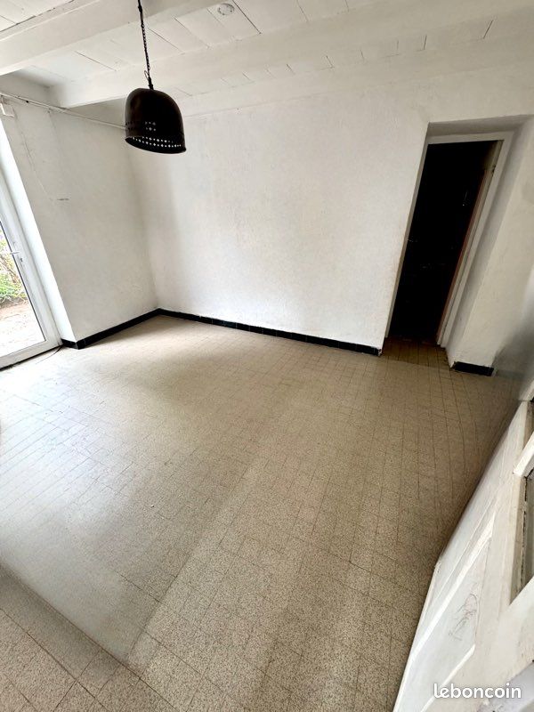 Maison 4 pièces 85 m² · à Saint-Alban-du-Rhône · 85 m² · 1 070 €
