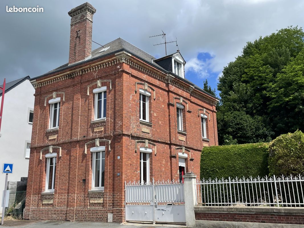 Maison 6 pièces 125 m² · à Lisieux · 125 m² · 222 500 €