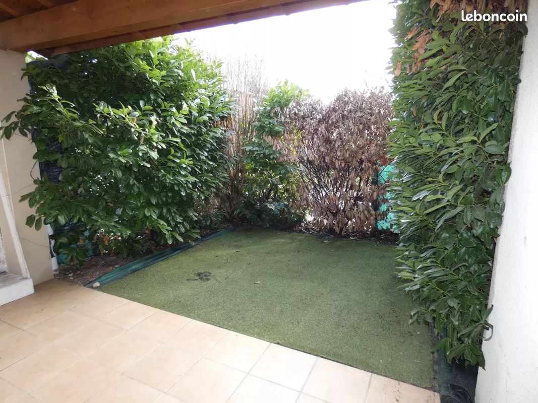 Appartement 3 pièces 68 m² · à Châteauneuf-du-Rhône · 68 m² · 821 €