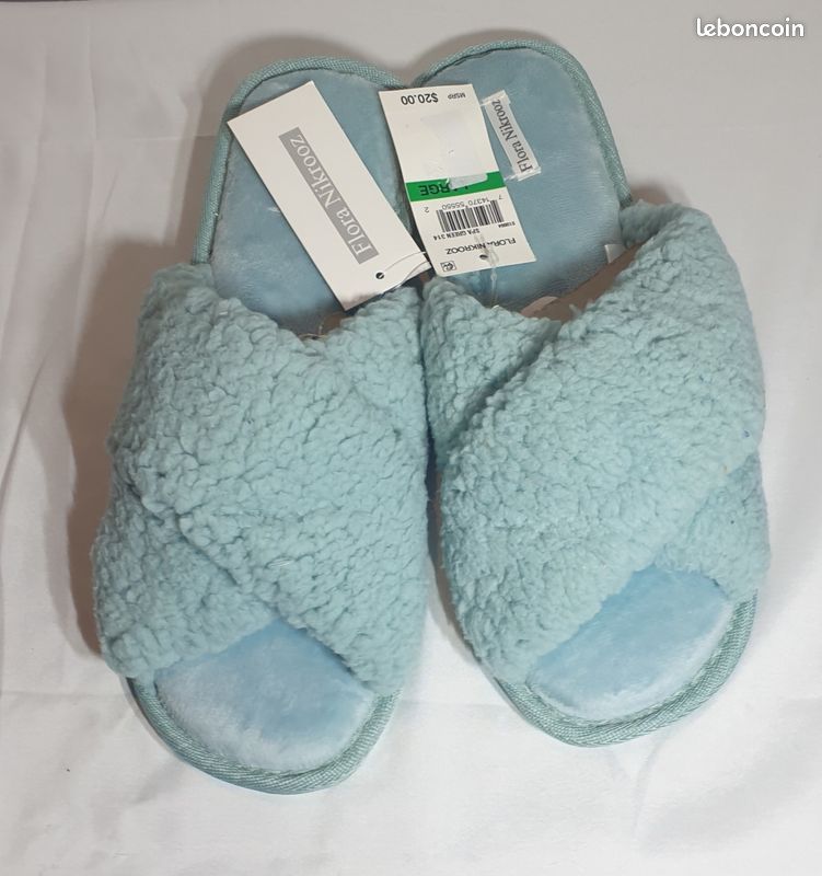 Pantoufles femme, taille L (image 1)