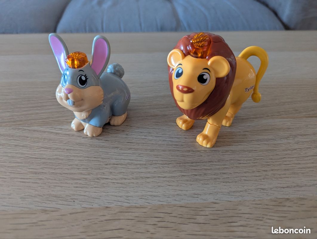 Lot jouets d'éveil bébé (image 8)