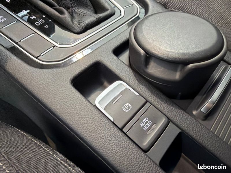 Volkswagen PASSAT 1.4 TSI 150CH ACT BLUEMOTION TECHNOLOGY CONFORTLINE (image 12)