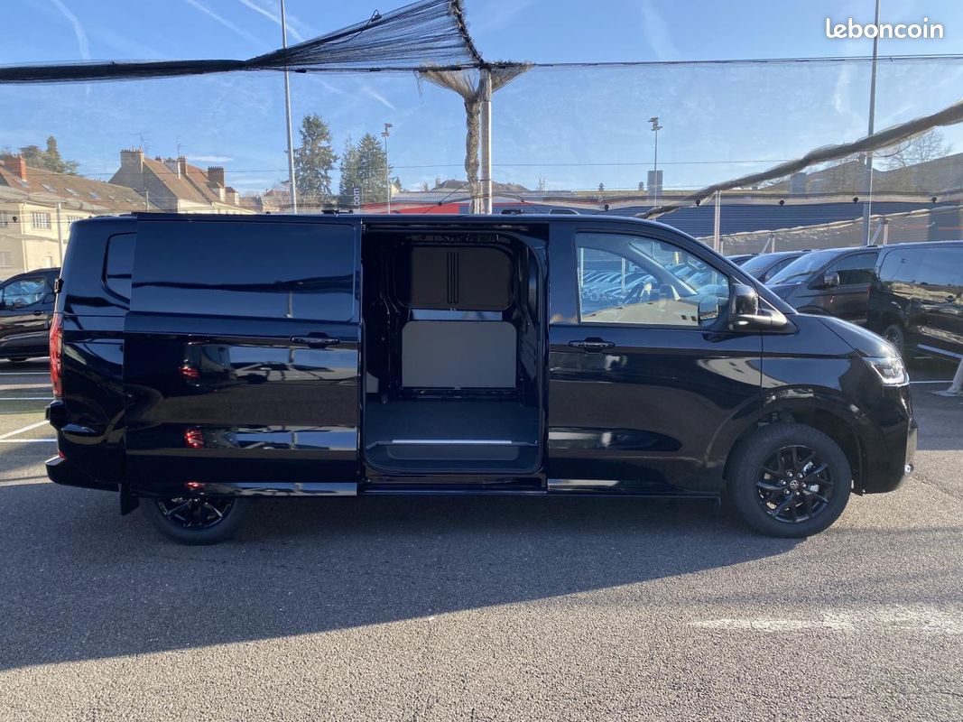 Volkswagen transporter vii fourgon van 2.0 tdi 170 business 4 motion l2h1 bva8 pack aide a la conduite / attelage (image 4)