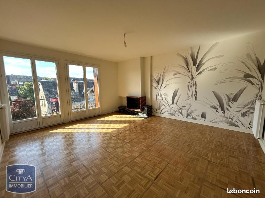 Appartement 3 pièces 74 m² · à Brive-la-Gaillarde · 74 m² · 700 €/mois