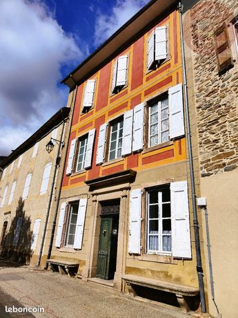 Maison 7 pièces 251 m²