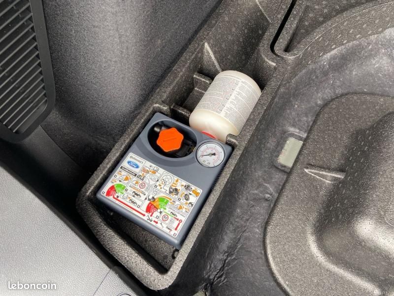 Ford Kuga 2.5 Duratec 180ch Hybrid FlexiFuel E85 ST-Line X Powershift (image 24)