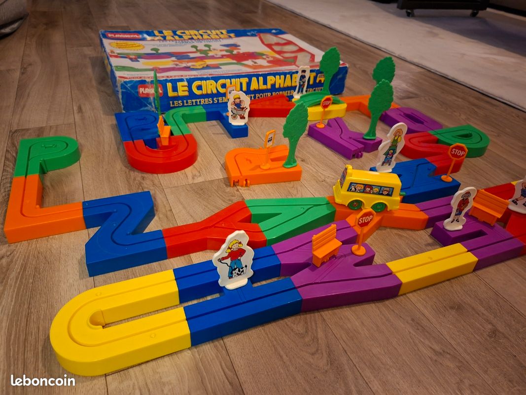 Aéroport Pliant Jouet Ancien 1989 - Boîte à Piles Vintage Par Galoob