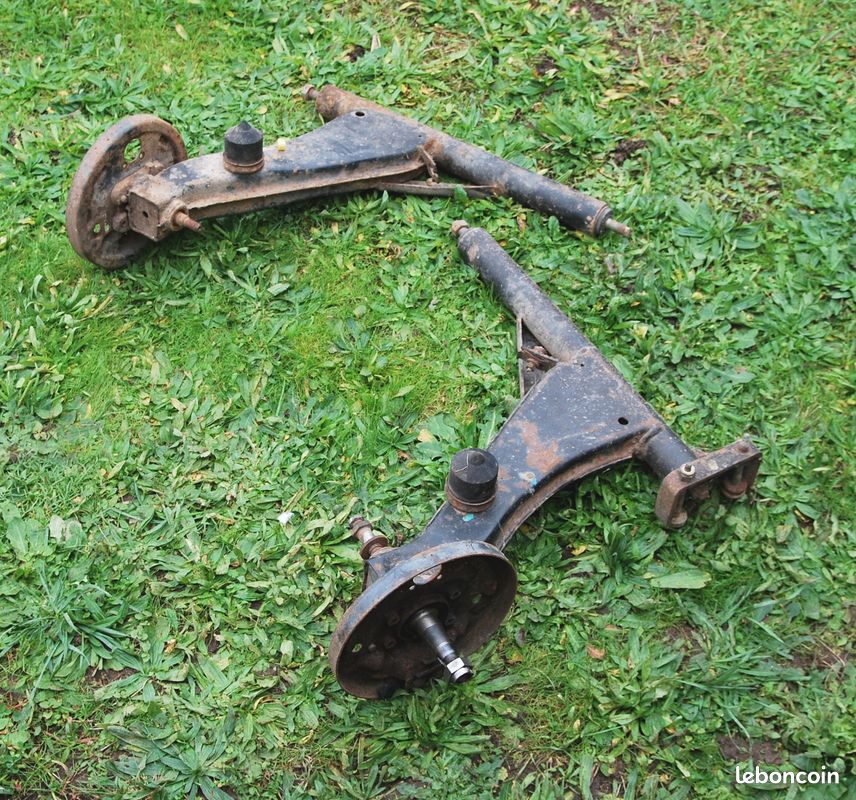 Paire de bras arrière pour Citroën Visa, LN, LNA, Peugeot 104 (image 2)