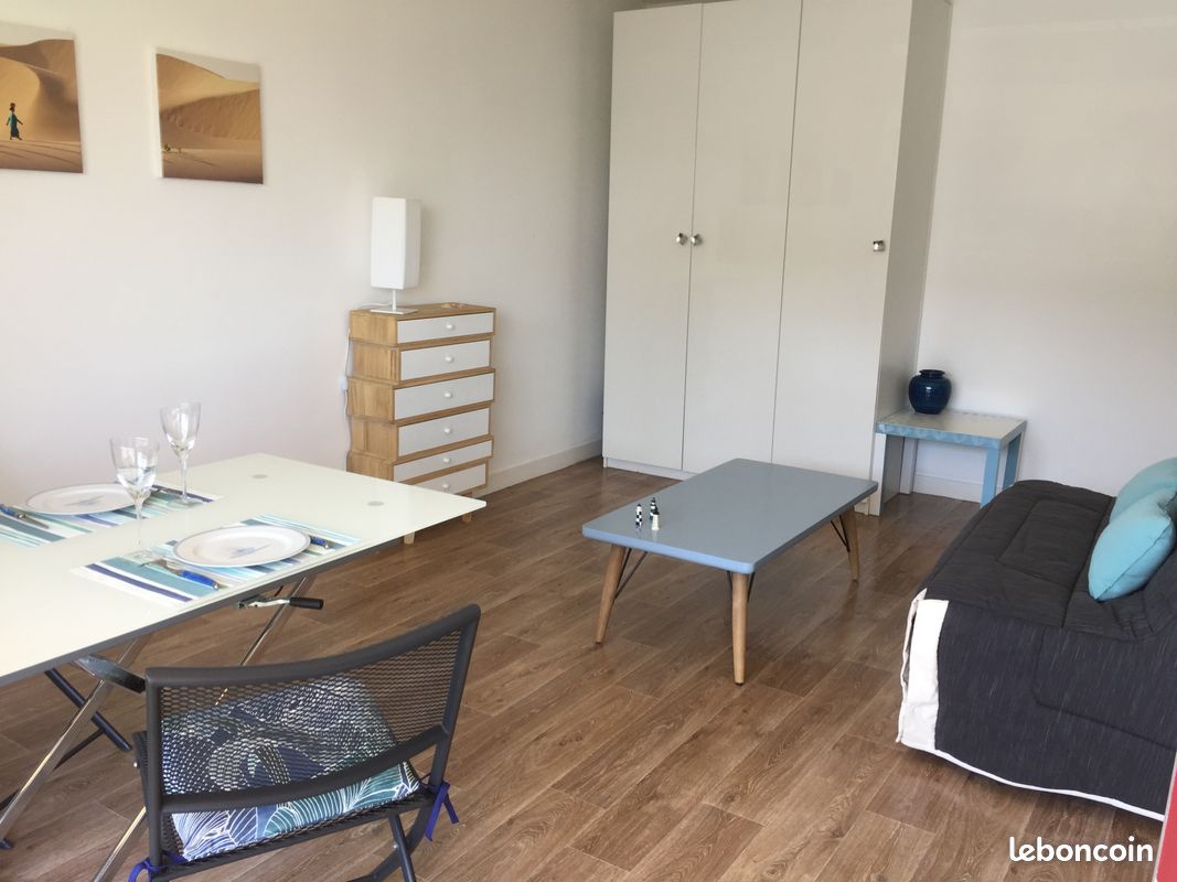 Studio plage du Sillon parking privé (image 2)