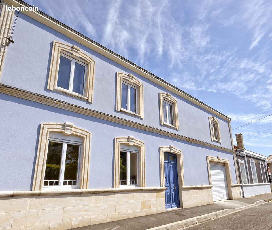 Maison 9 pièces 305 m² · à Mérignac · 305 m² · 1 196 000 €