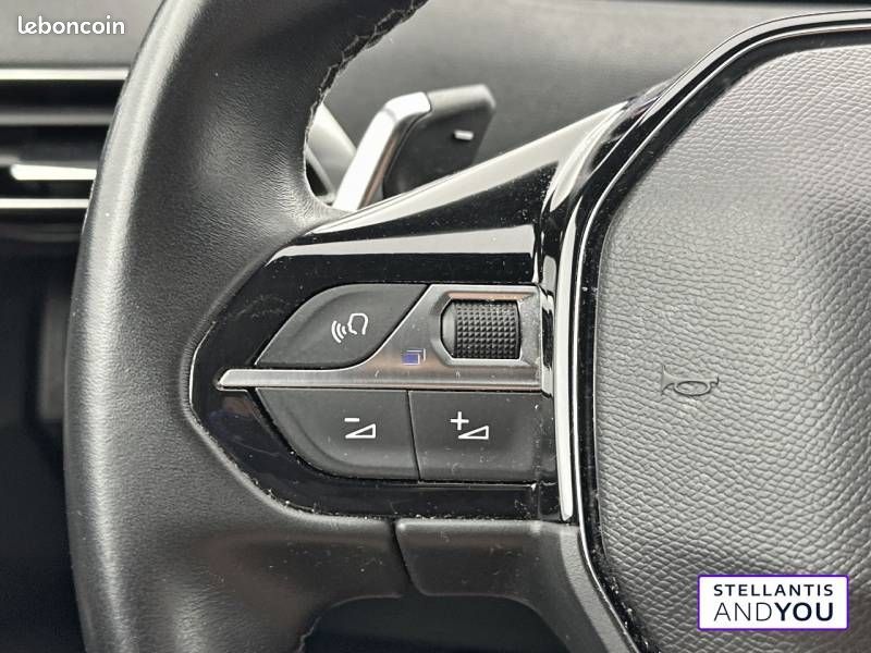 Peugeot 3008 Hybrid 225 e-EAT8 Allure Pack (image 20)