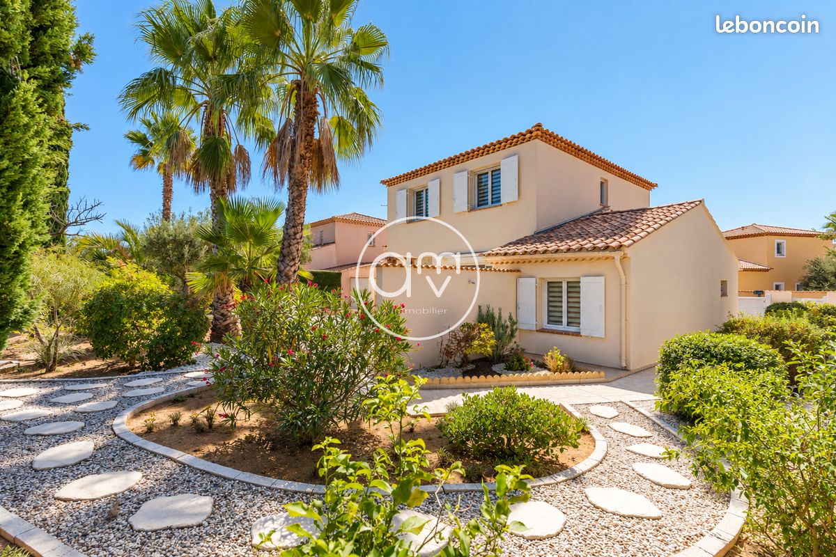 Maison 6 pièces 138 m² · à La Londe-les-Maures · 138 m² · 650 000 €