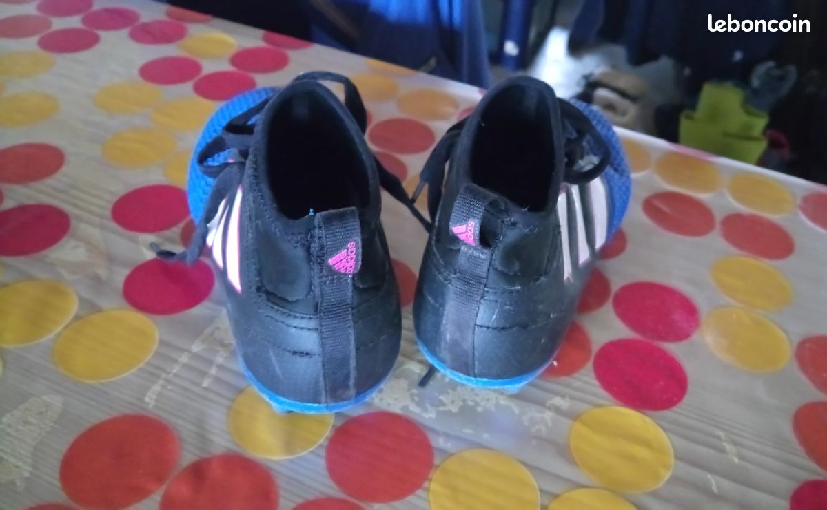 Chaussures de foot adidas (image 2)