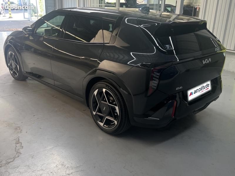 Kia EV4 204ch 81,4kWh GT-Line (image 7)
