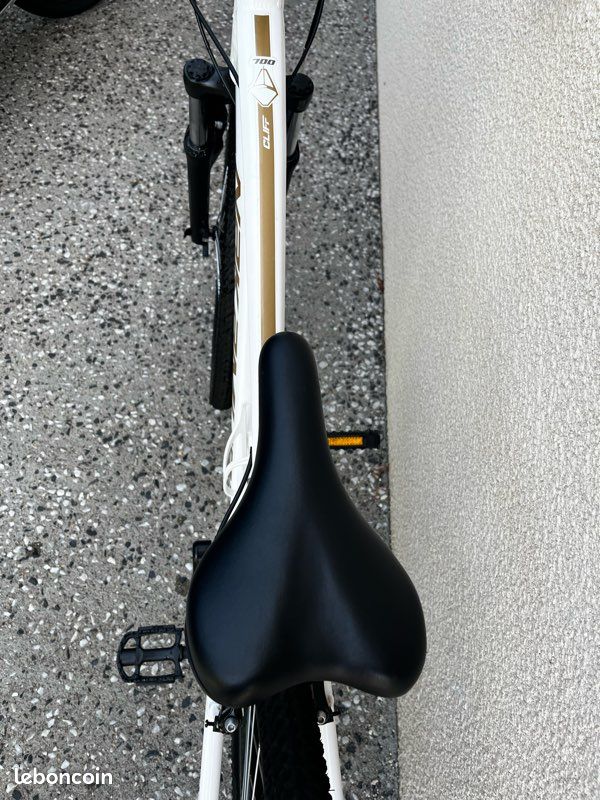 VTT adulte CLIFF 700 (image 8)