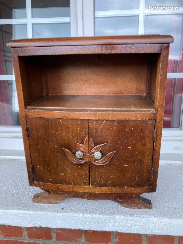 Table de nuit art deco en bois (image 1)