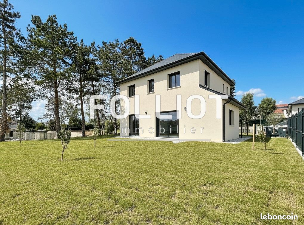Maison 6 pièces 135 m² · à Rots · 135 m² · 423 500 €