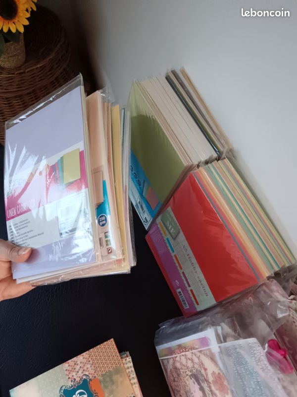 Gros lot scrapbooking loisirs créatifs activités manuelles papeterie strass (image 18)