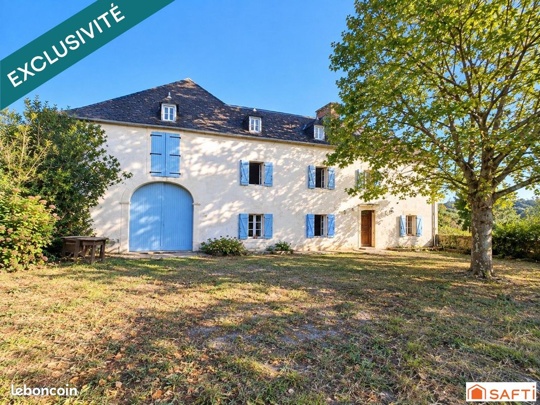 Maison 8 pièces 215 m² · à Navarrenx · 215 m² · 180 000 €