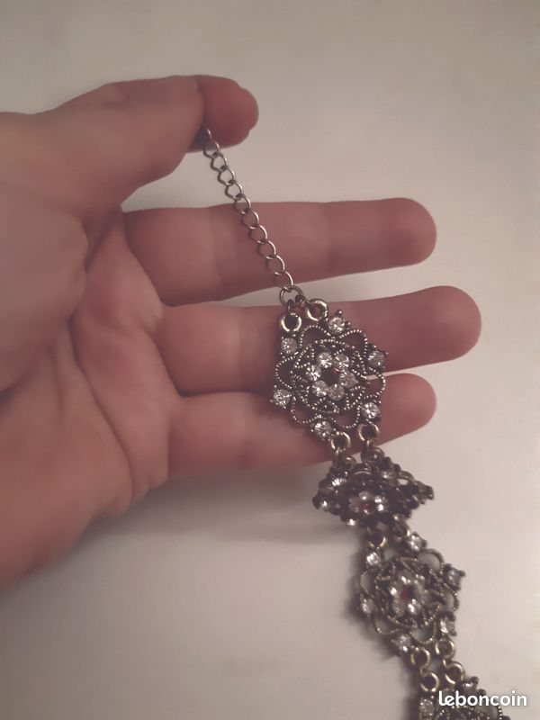 VINTAGE Bracelet en métal argenté et strass taille réglable (image 5)