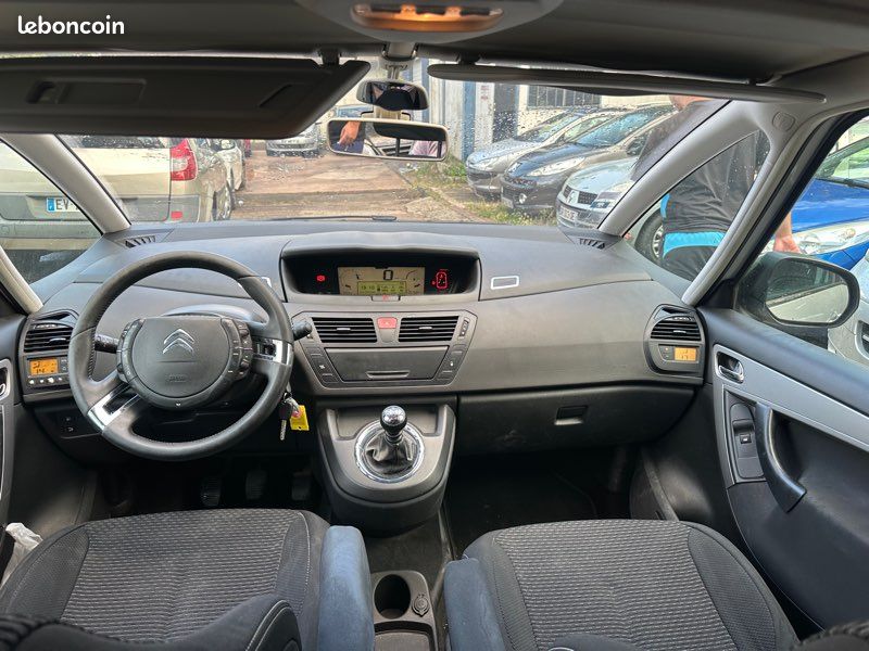CITROEN C4 Picasso 1.6 HDi 112cv (image 4)