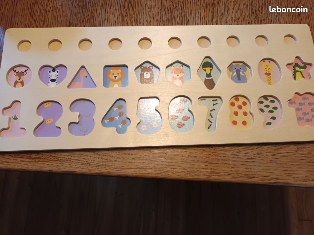 Jeu en bois chiffres/formes (image 3)