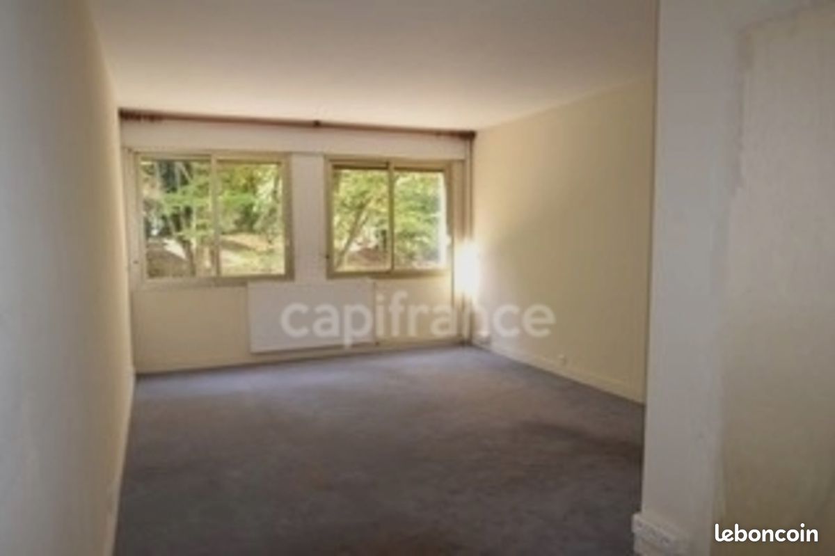 Appartement 1 pièce 38 m² · à Saint-Cloud · 38 m² · 260 000 €