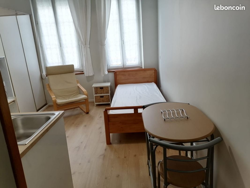 Appartement 1 pièce 15 m² · à Troyes · 15 m² · 330 €