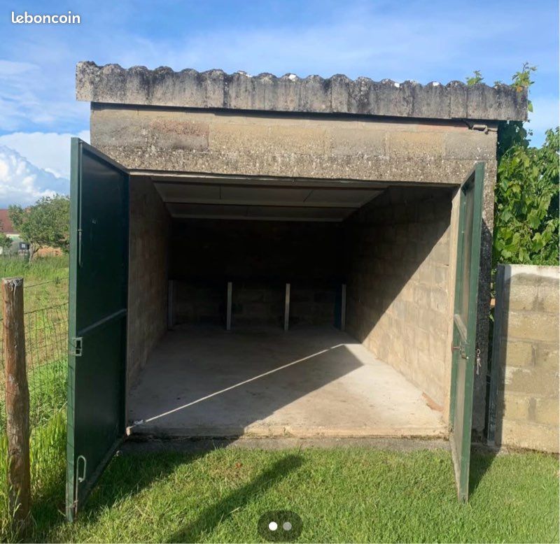 Location garage · à La Suze-sur-Sarthe · 50 €