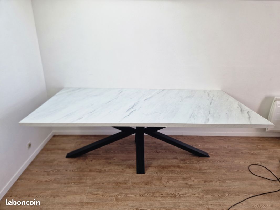 URGENT A VENDRE Table (image 3)
