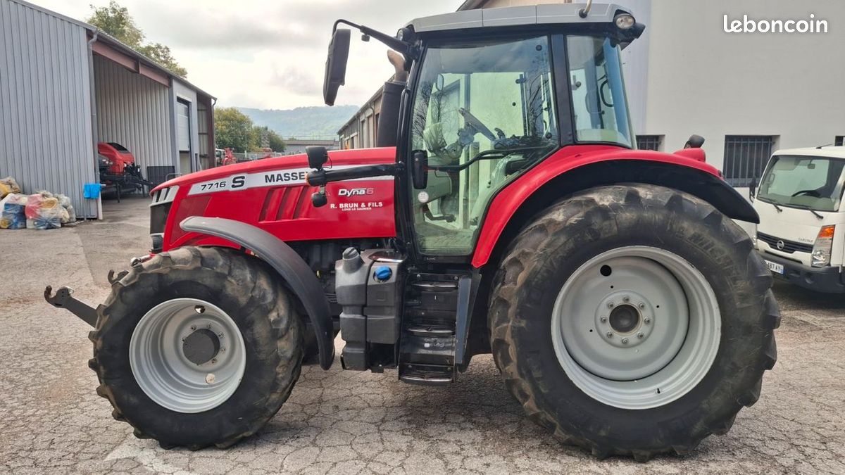 Massey Ferguson 7716s (image 3)